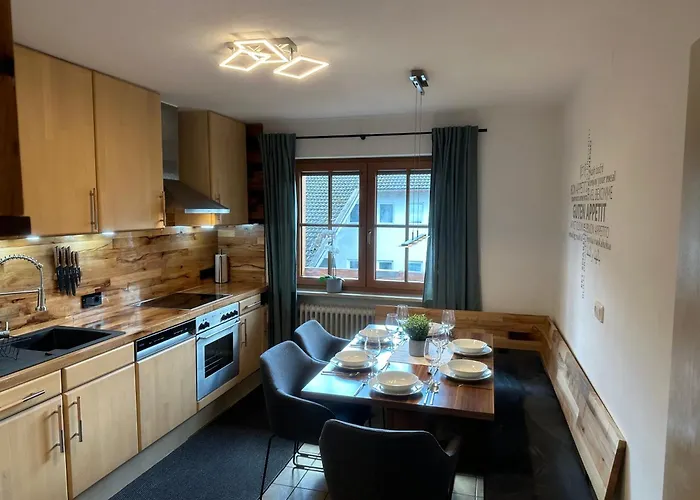 Gr Balkon Mit Bergblick 2schlafzimmerparkplatz * 앙게르