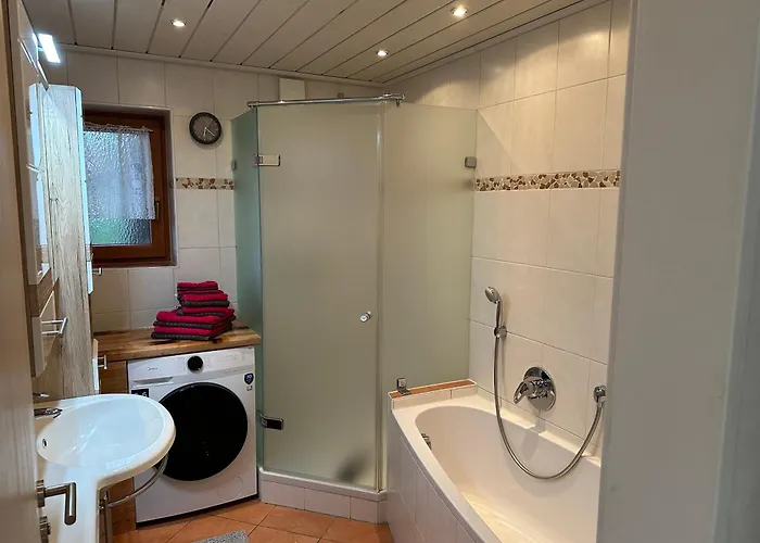 아파트 Gr Balkon Mit Bergblick 2schlafzimmerparkplatz *