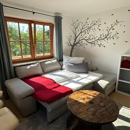 Gr Balkon Mit Bergblick 2schlafzimmerparkplatz Lägenhet
